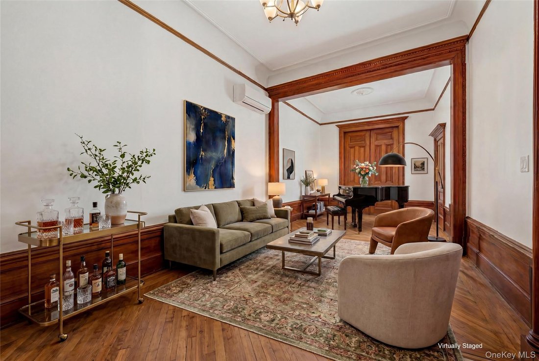 House in New York, New York, United States 2 - 17064238