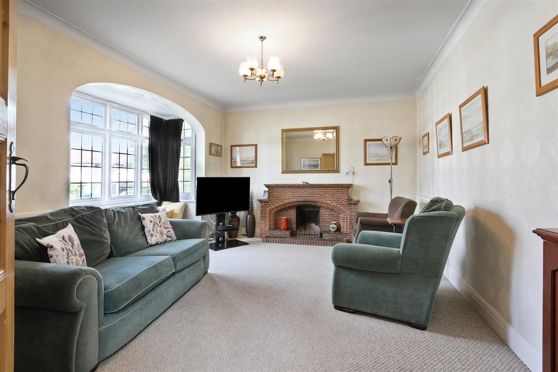 House in Cheam, London Borough of Sutton, England 3 - 16702364