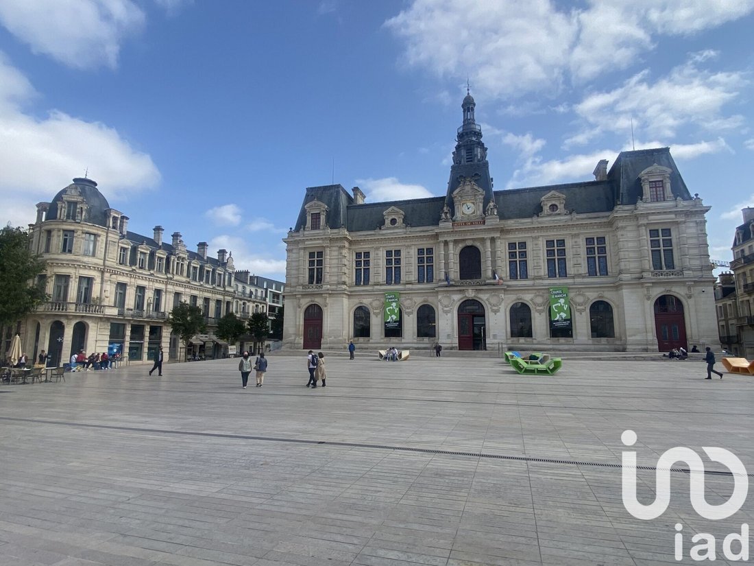 House in Poitiers, Nouvelle-Aquitaine, France 2 - 18065212