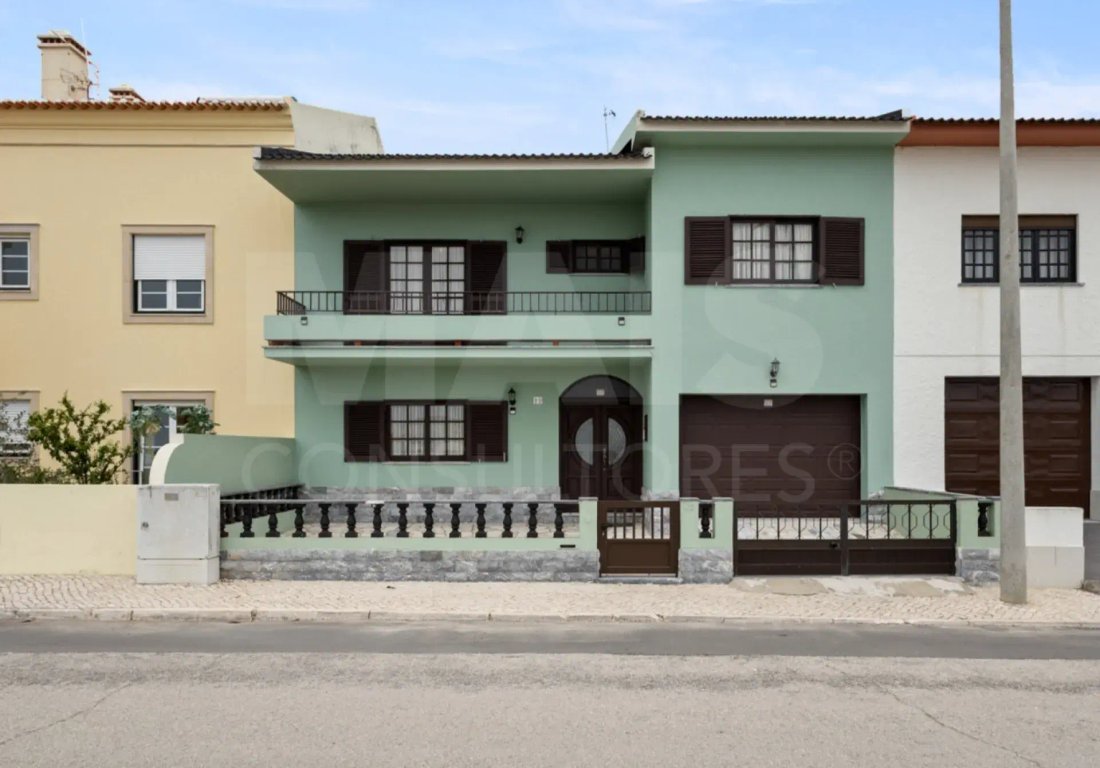Villa in Peniche, Leiria District, Portugal 1 - 18064685