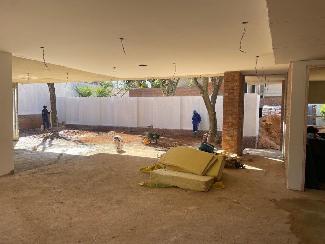 Country House in Illovo, Chislehurston, Gauteng 5 - 18061970
