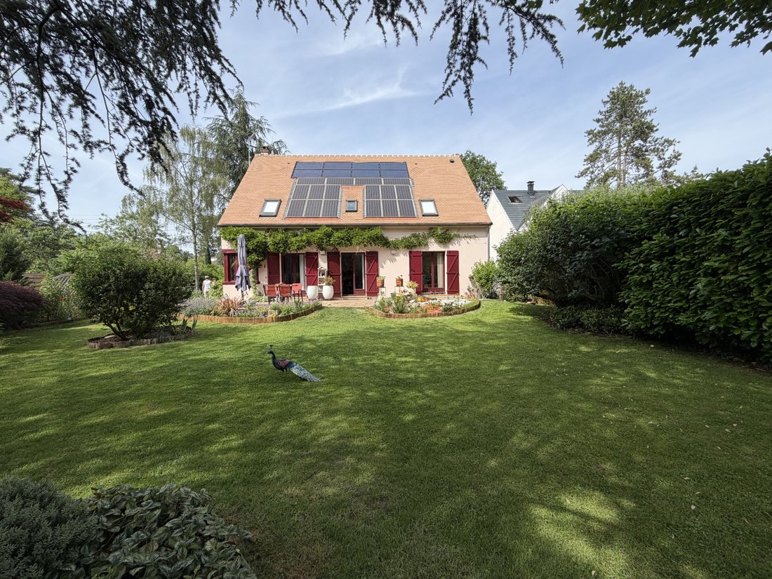 House in Le Mesnil-Saint-Denis, Ile-de-France, France 3 - 18064037