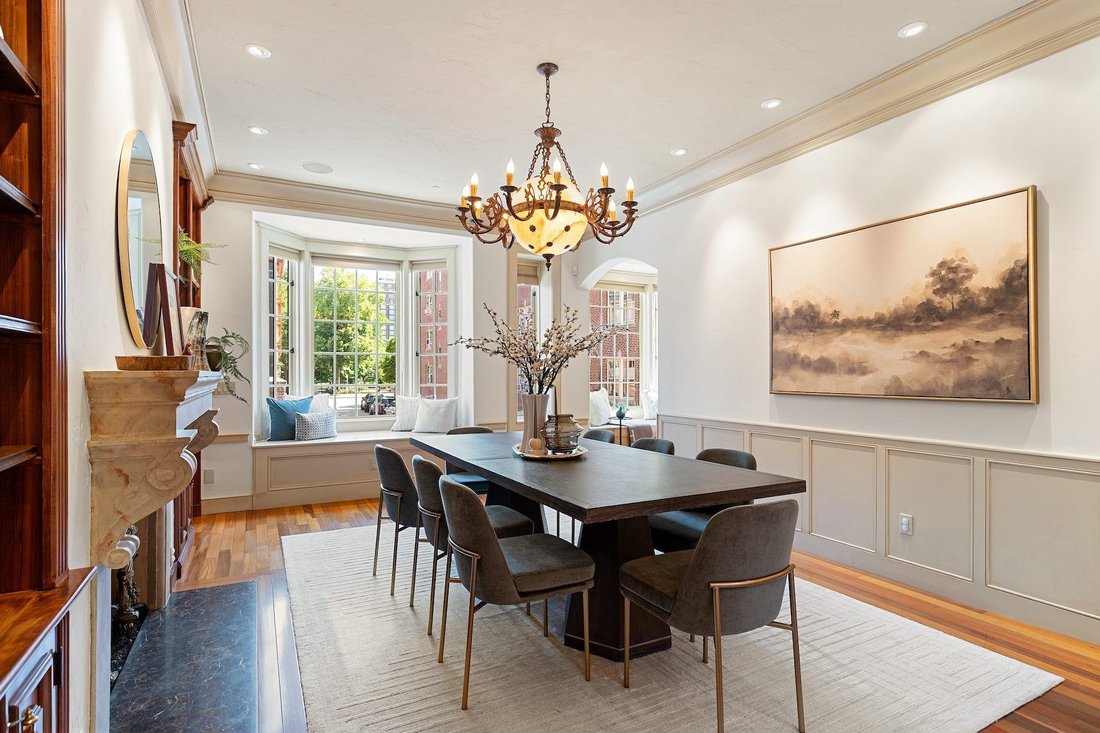 Condo in Boston, Massachusetts, United States 1 - 16976733