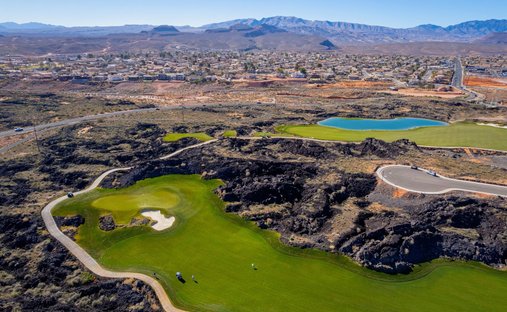 Land in Santa Clara, Utah, United States 1