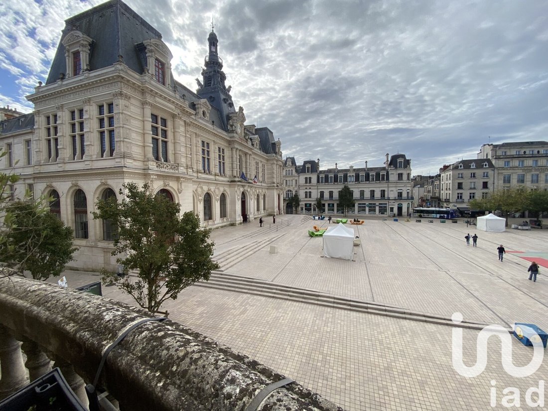 House in Poitiers, Nouvelle-Aquitaine, France 3 - 18065212