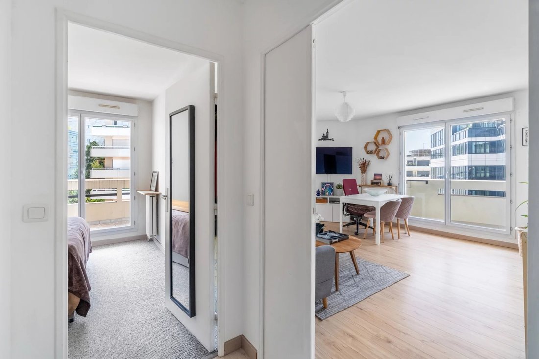 Apartment in Eiffel, Levallois-Perret, France 4 - 18064621