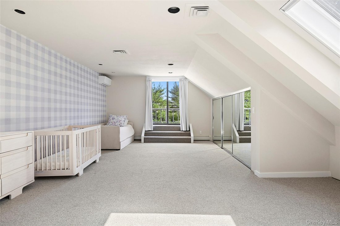 House in Port Washington, New York, United States 5 - 18063814