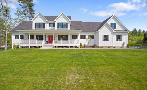 House in Chester, New Hampshire, United States 1