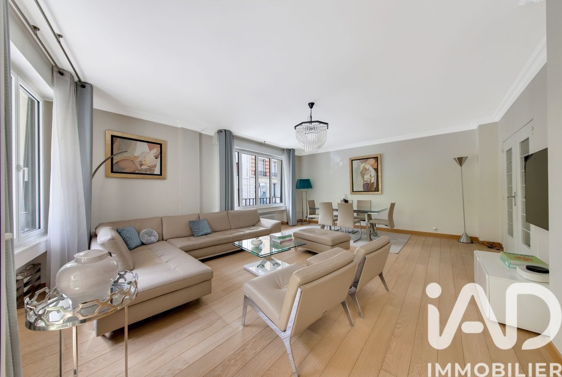 Apartment in Porte Dauphine, Paris 16e Arrondissement, Paris 3 - 18065311