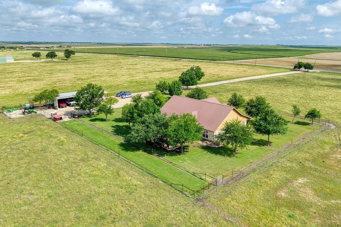 House in Granger, Texas, United States 5 - 18063256