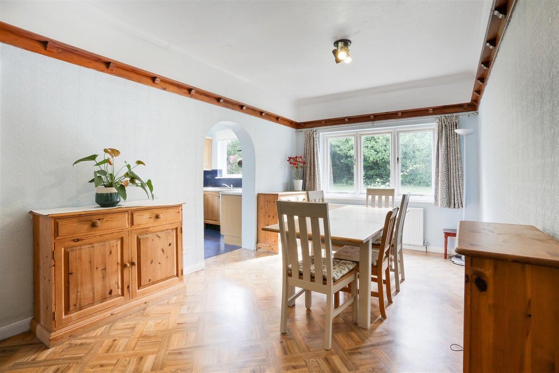 House in Cheam, London Borough of Sutton, England 5 - 16702364