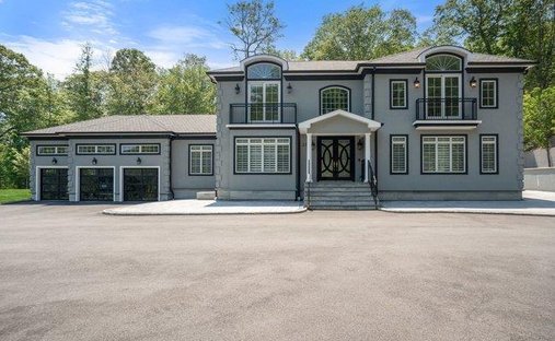 House in Woodbury, New York, United States 1