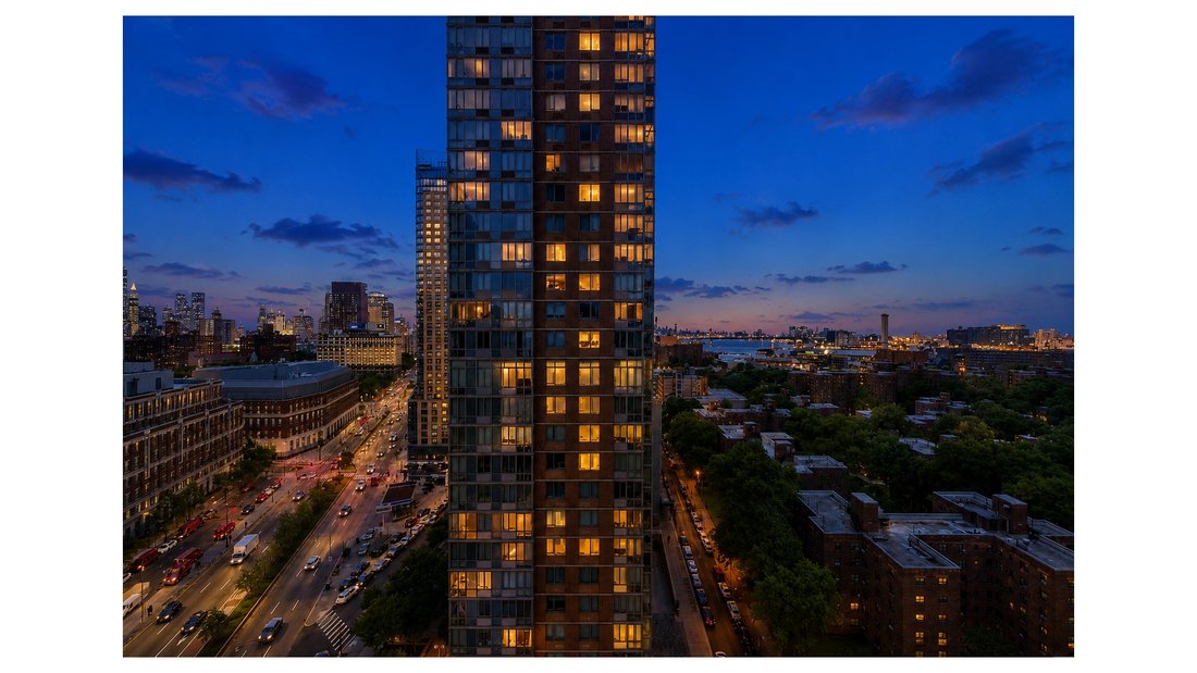 Condo in New York, New York, United States 4 - 18063845