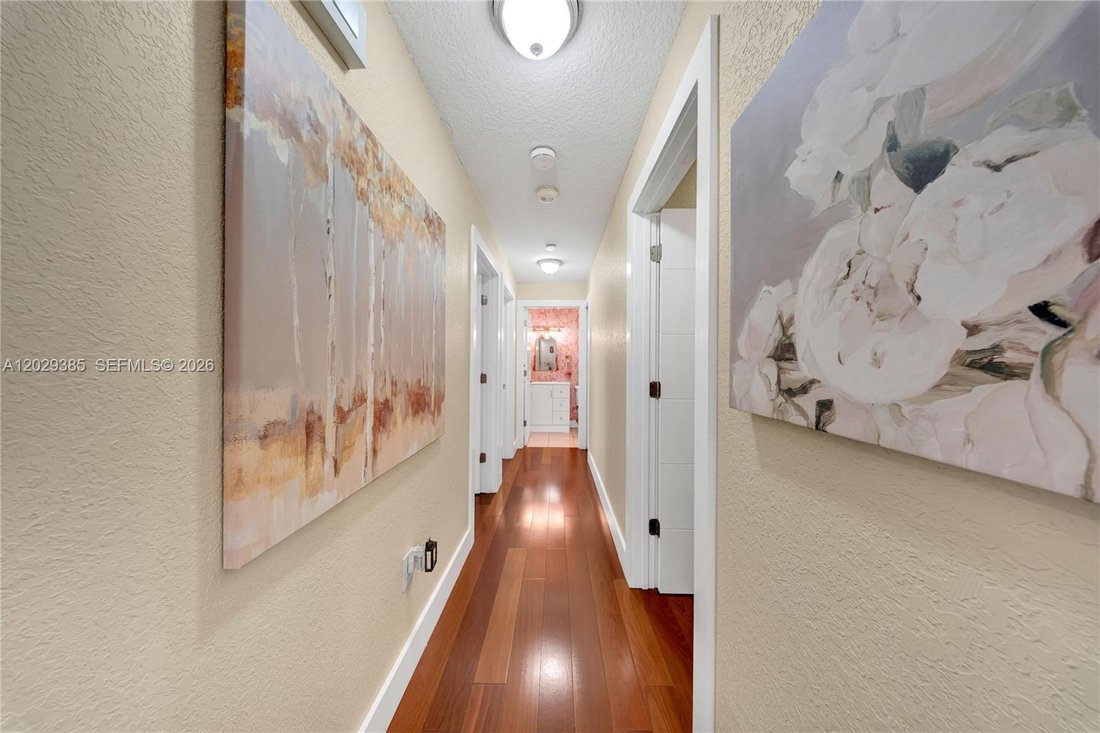 House in Miami Lakes, Florida, United States 4 - 18062865