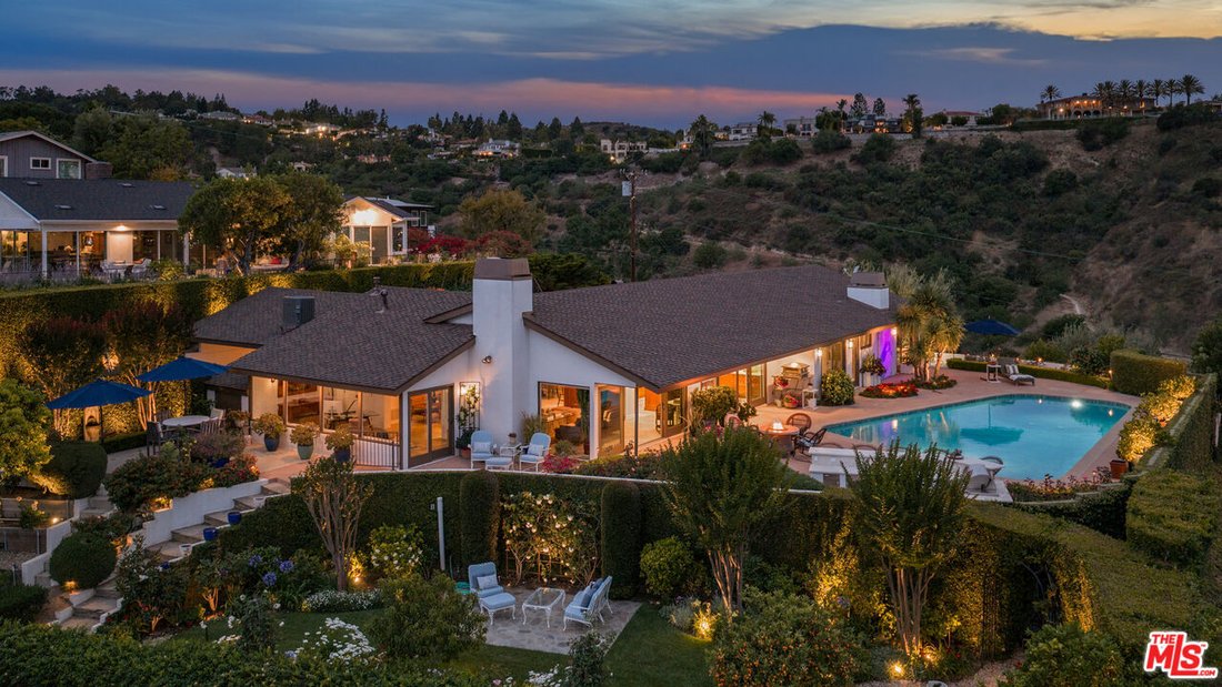 House in Los Angeles, California, United States 1 - 18062477