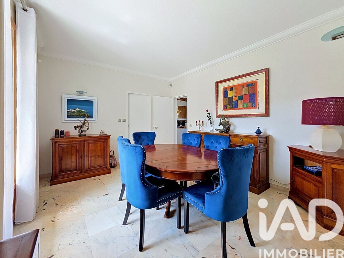 House in La Queue-en-Brie, Ile-de-France, France 3 - 18065379