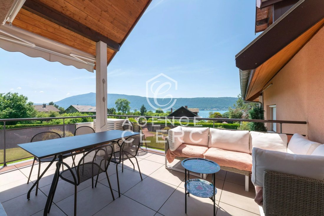 Apartment in Veyrier-du-Lac, Auvergne-Rhône-Alpes, France 1 - 18061139