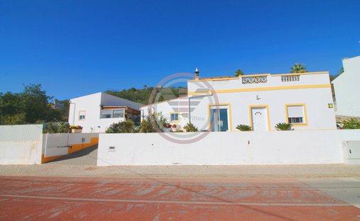 Villa in Loule (Sao Sebastiao), Algarve, Portugal 1