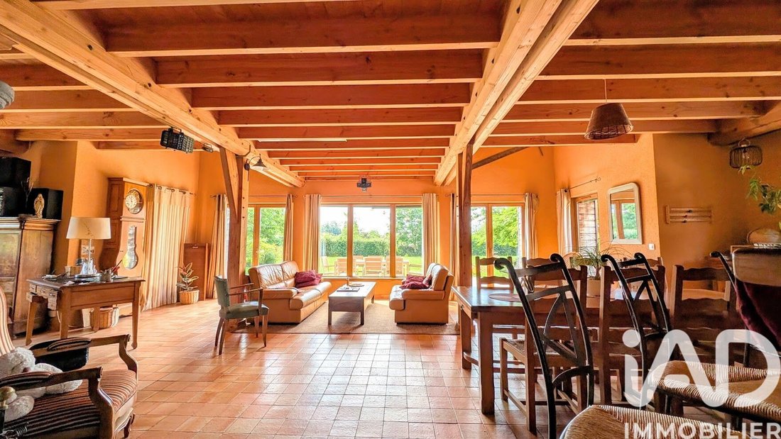 House in Savigne-l'Eveque, Pays de la Loire, France 2 - 18065356