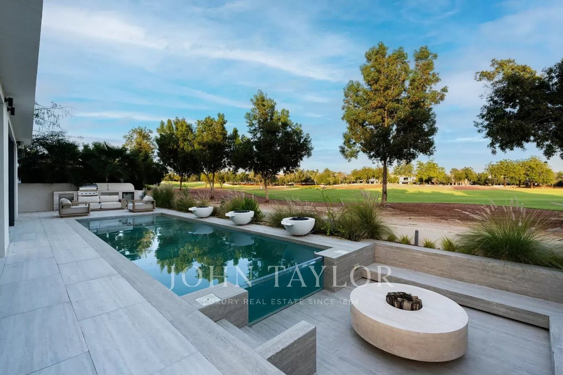 Villa in Jumeirah Golf Estates, Dubai, United Arab Emirates 2 - 18061340
