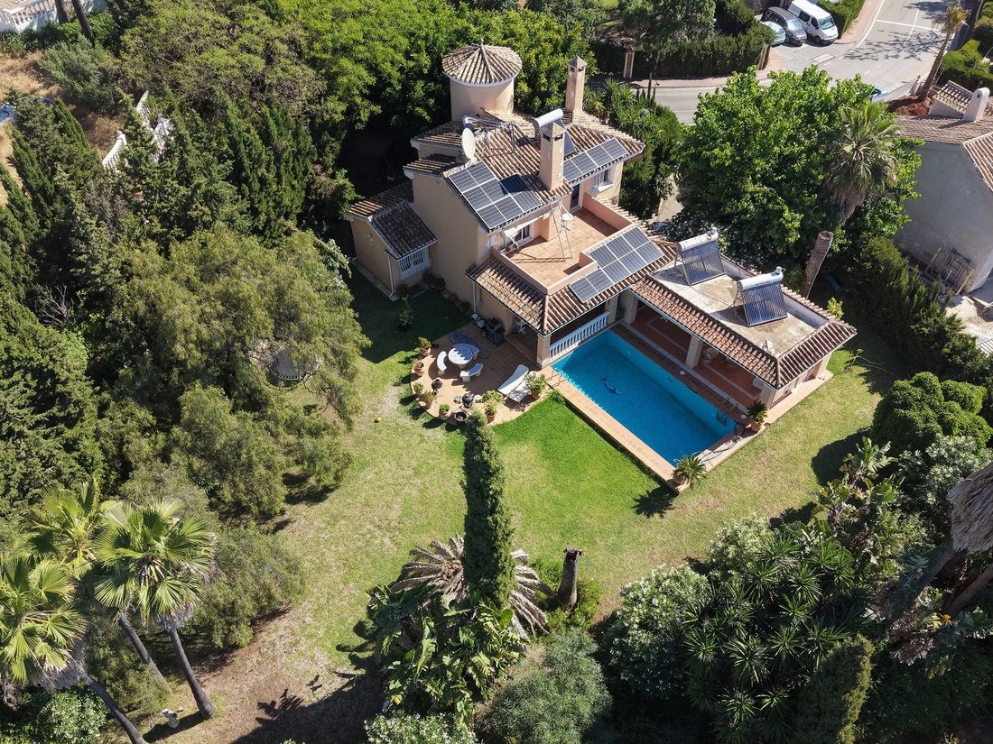 Villa in Elviria-Cabopino, Marbella, Spain 1 - 17752899