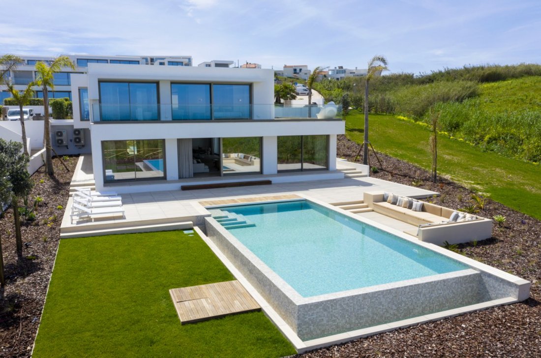 Estate in Lourinha e Atalaia, Lisbon, Portugal 1 - 18062353