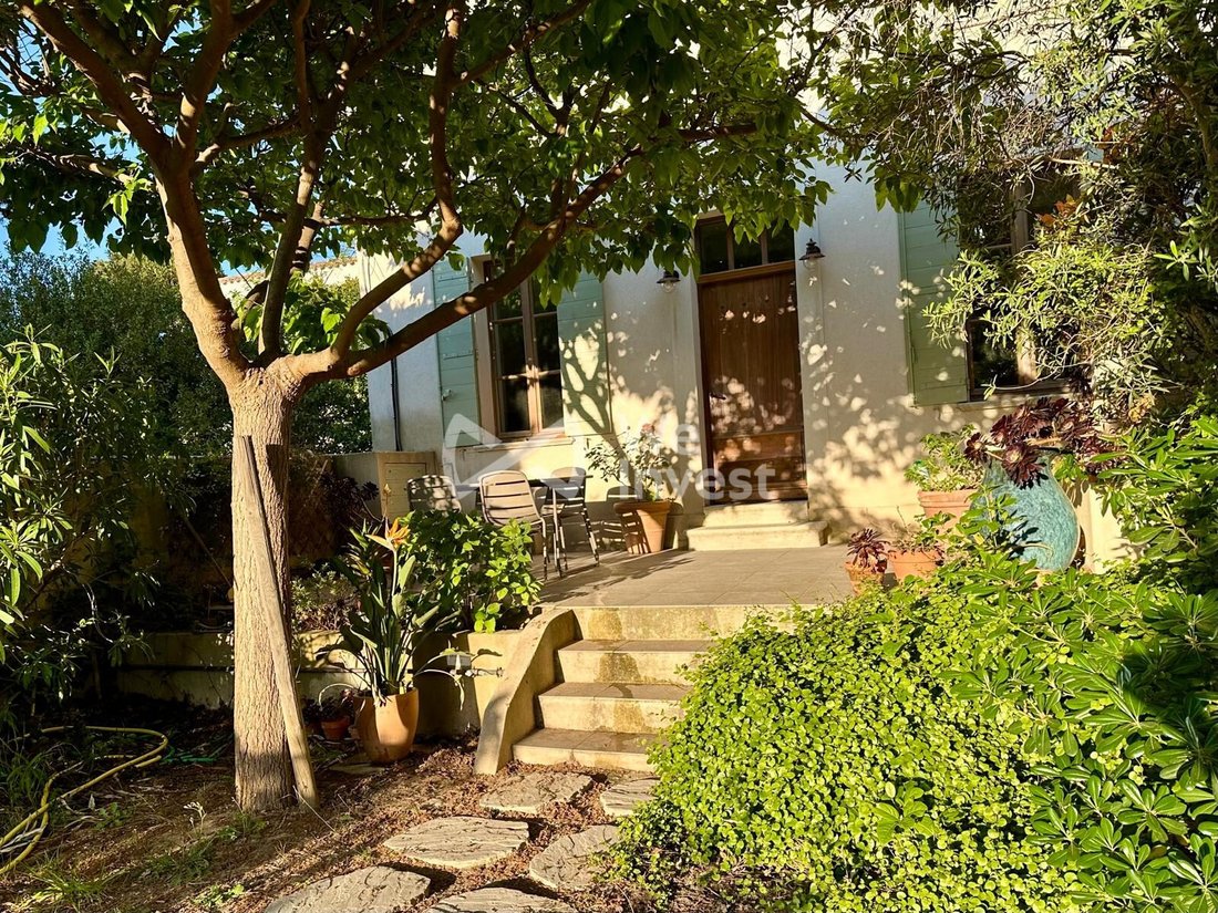 House in Vieille Chapelle, 8e Arrondissement, Marseille 3 - 17936701