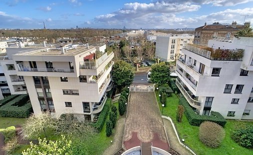 Appartement à Suresnes, Île-de-France, France 1