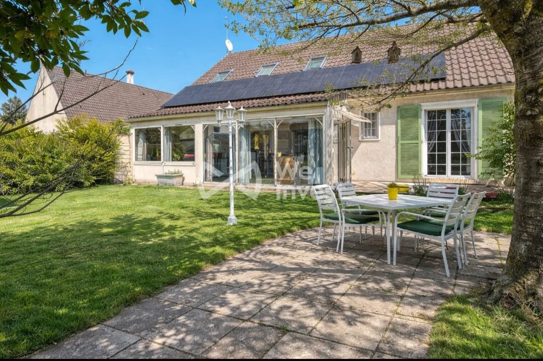 House in Serris, Ile-de-France, France 1 - 17336342