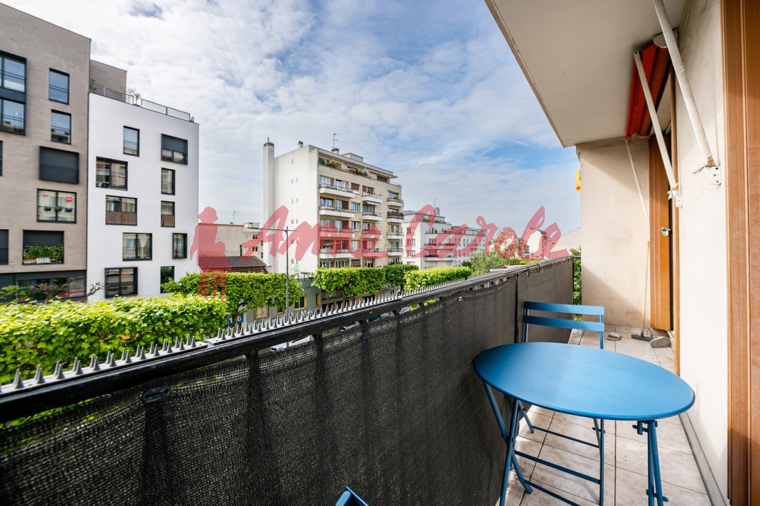 Apartment in Nogent-sur-Marne, Ile-de-France, France 3 - 18066653