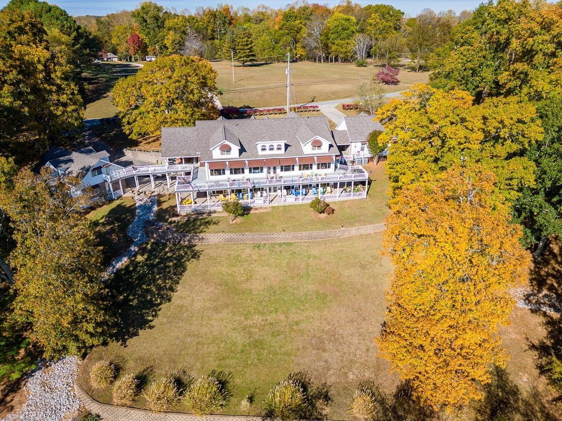 House in Estill Springs, Tennessee, United States 2 - 18068644