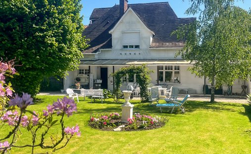 Villa in Arbrisseau Ouest, Wattignies, France 1