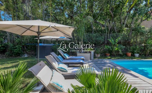 Villa in La Garde, Provence-Alpes-Côte d'Azur, France 1