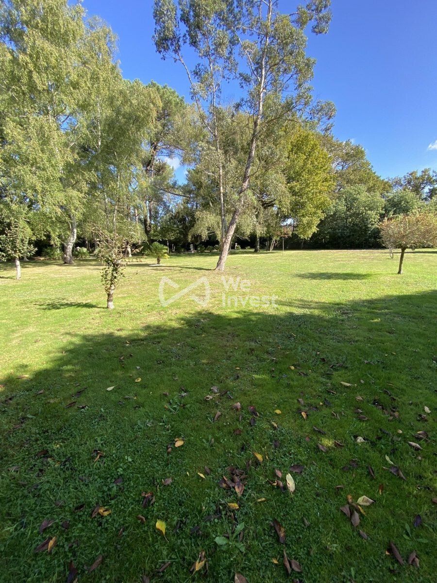 House in Saint-Nicolas-de-Redon, Pays de la Loire, France 2 - 17336355