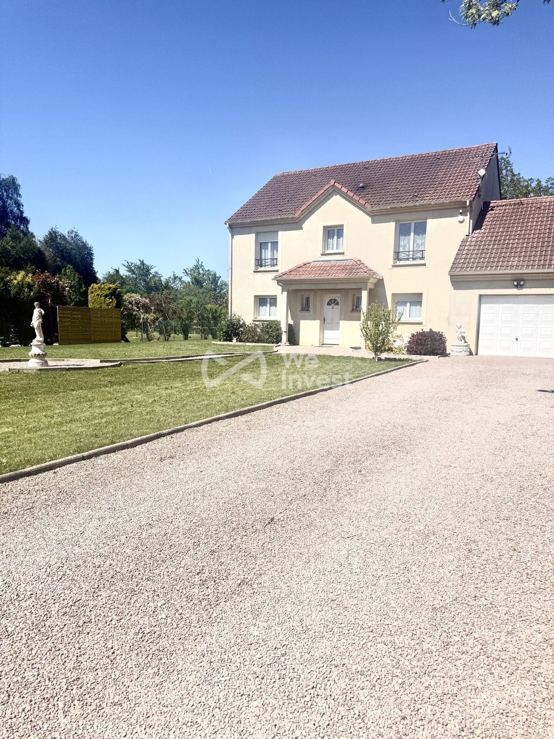 House in Quincy-Voisins, Ile-de-France, France 1 - 17831631