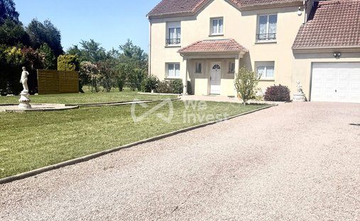 House in Quincy-Voisins, Ile-de-France, France 1