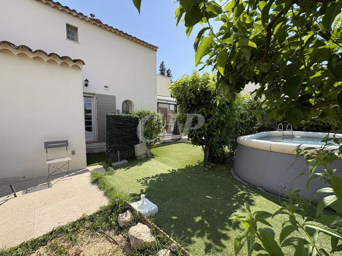 Villa in Plateau de Puyricard-La Trévaresse, Aix-en-Provence, France 2 - 18067700