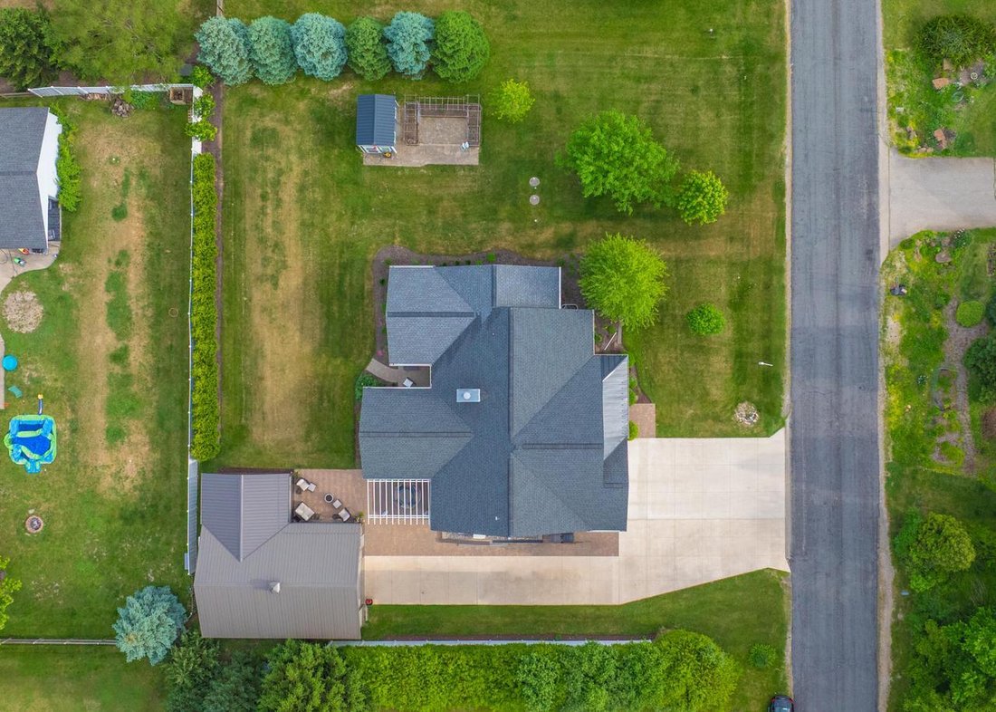 House in Lake Geneva, Wisconsin, United States 3 - 17996903