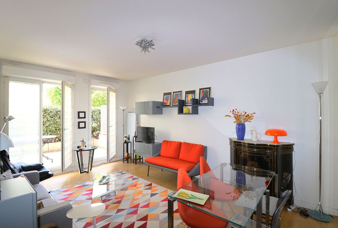 Apartment in Espaces Jeunes, Issy-les-Moulineaux, France 1 - 18066743