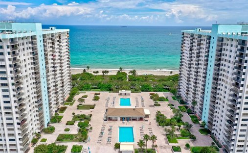 Condo in Hollywood, Florida, United States 1
