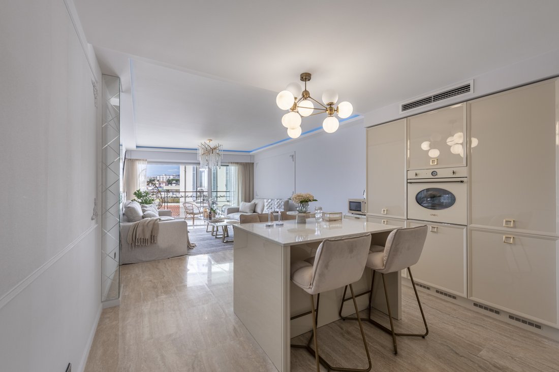 Apartment in Cannes, Provence-Alpes-Côte d'Azur, France 2 - 18067196