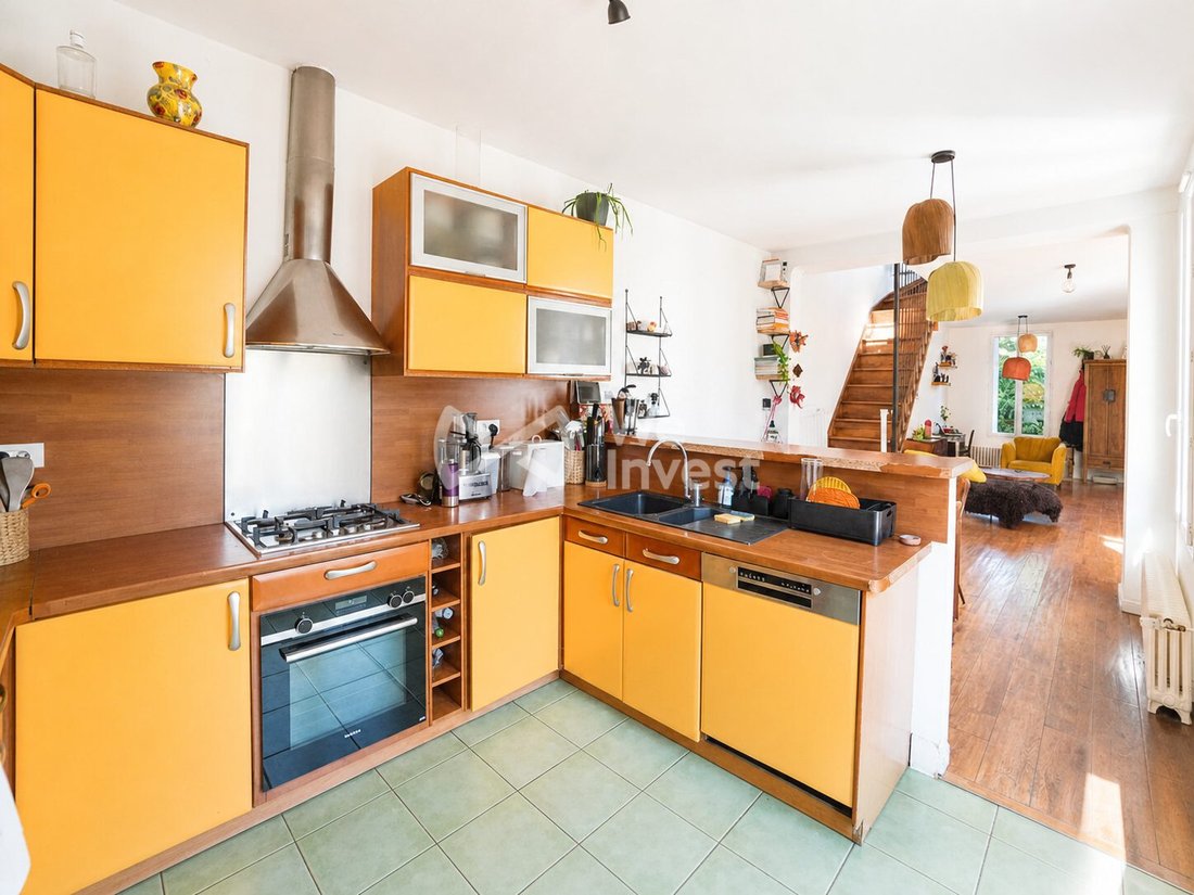 House in Les Joncs Marins-Fosse Moreau, Le Perreux-sur-Marne, France 4 - 17868861