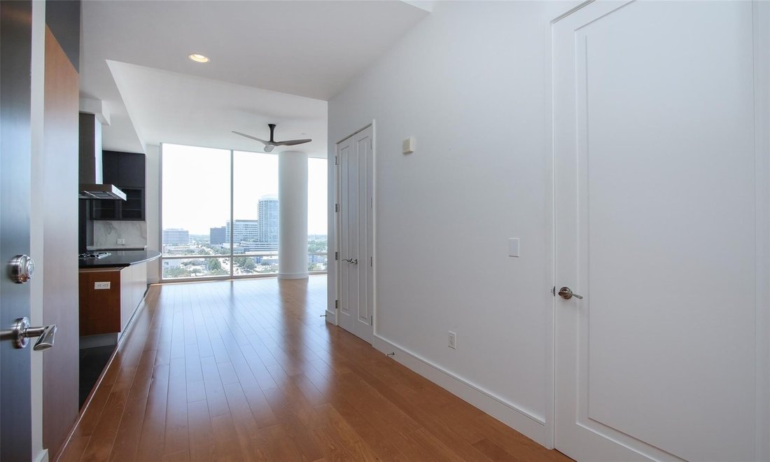Condo in Houston, Texas, United States 5 - 18067100