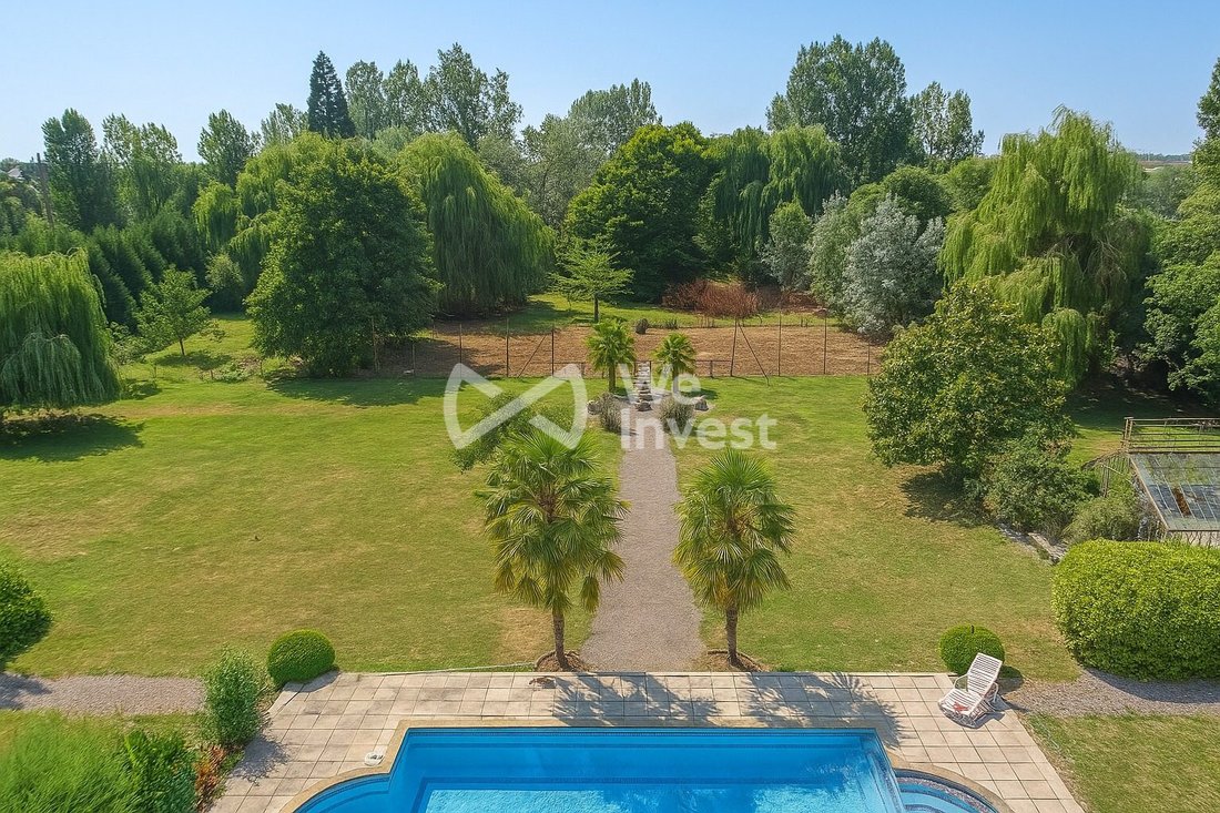 Estate in Bretteville-sur-Dives, Saint-Pierre-en-Auge, France 2 - 17336365