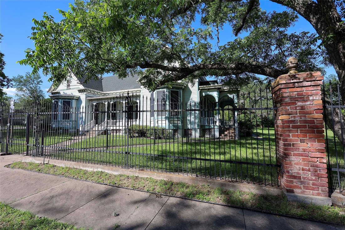 House in La Grange, Texas, United States 2 - 18067089