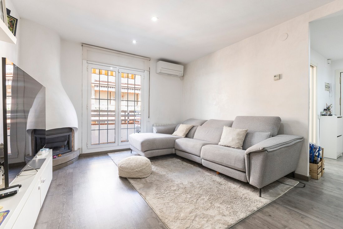 Apartment in Sant Andreu de Palomar, Barcelona, Spain 3 - 18067726