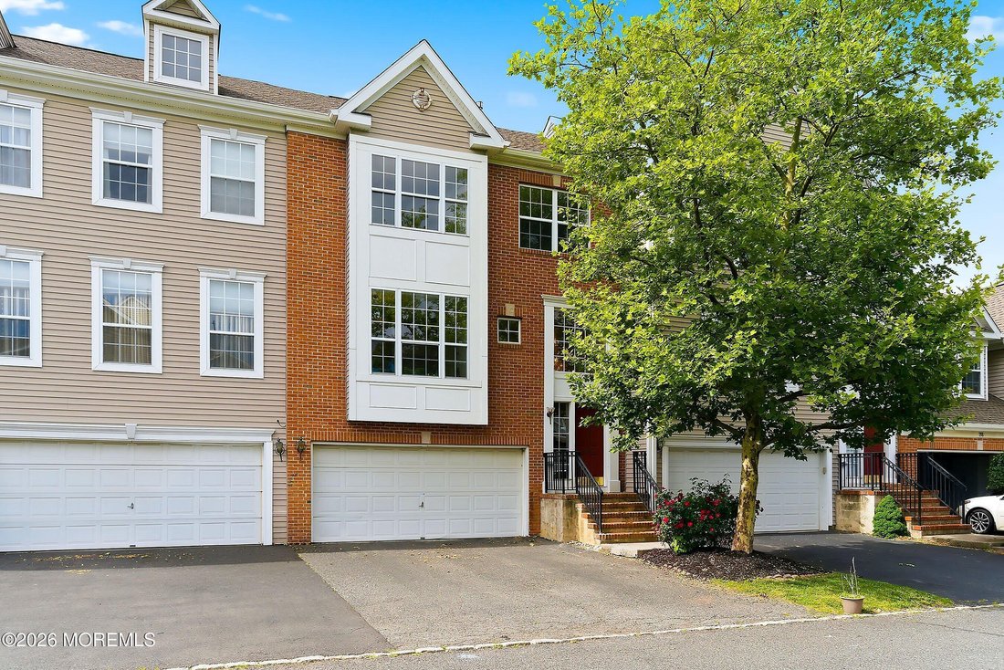 Condo in Marlboro Township, New Jersey, United States 1 - 18043877