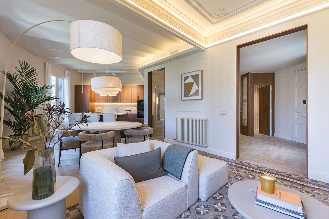 Apartment in Eixample, Barcelona, Spain 3 - 18067619
