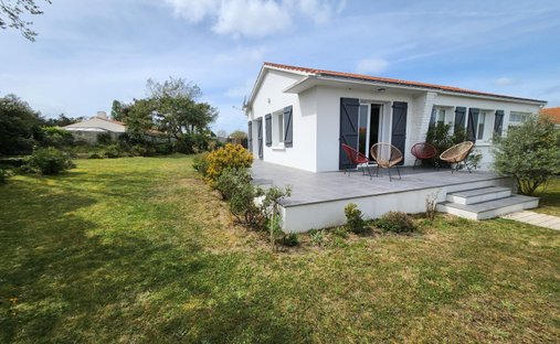 Apartment in Saint-Hilaire-de-Riez, Pays de la Loire, France 1