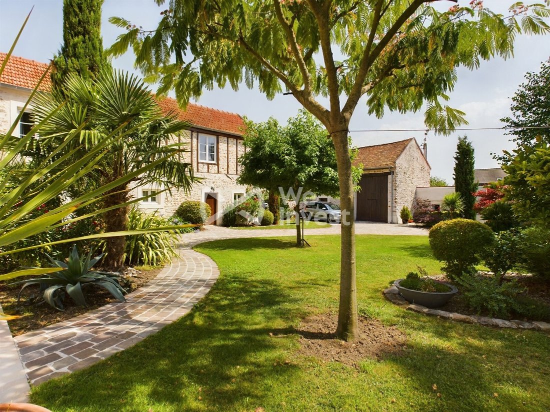 House in Bruyeres-le-Chatel, Ile-de-France, France 3 - 17362731